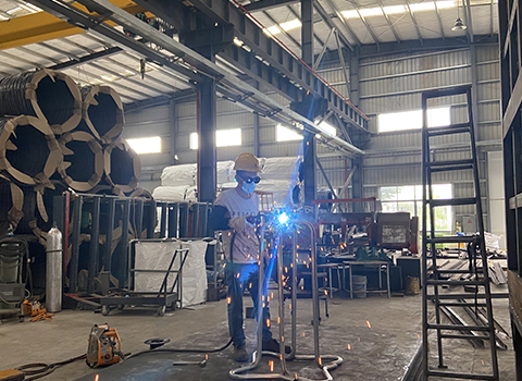 生產(chǎn)車(chē)間